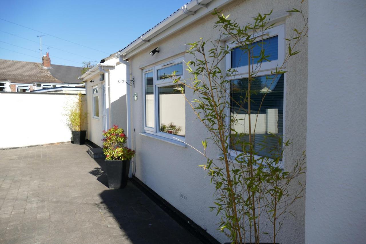 Magnolia Self Contained Suites Coalpit Heath 外观 照片